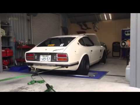 Datsun 240z hits 10k RPM on Dyno OS Giken
