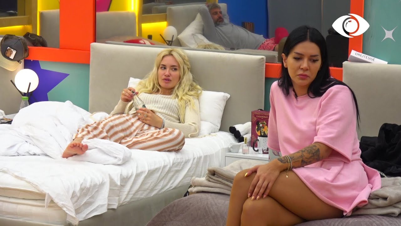 Ke filluar me ironi/ Debat i ashpër Nita-Efi