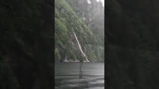 Transfer from the cruise ship to a small boat to see the waterfall in Alaska 🇺🇸