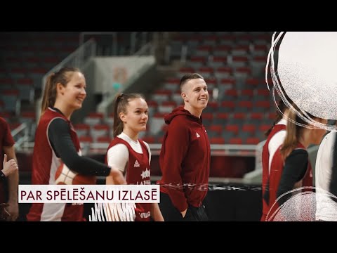 Debitantes valstsvienībā- Ketija Vihmane un Dinija Pāvelsone