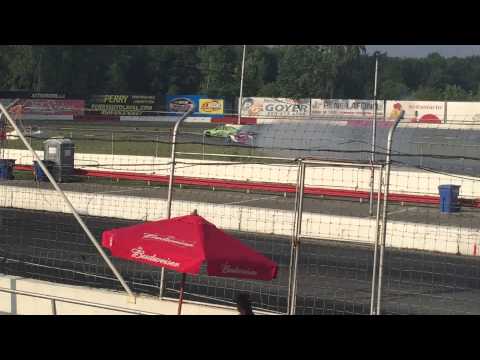Jeff Laflamme vs Francis Tassé Formula Drift Canada Autodrome St-Eustache #Spinout