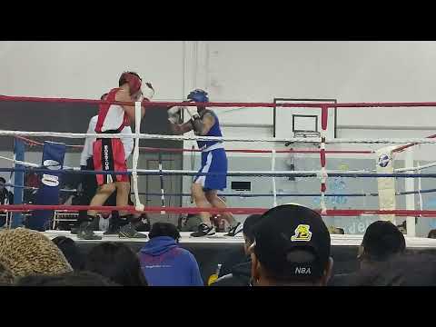 Alexis Martínez boxeador de puerto madryn.