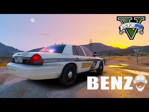 GTA 5 LSPDFR - New Crown Vic Slicktop - GTA Tractor!