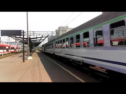 EP09-022 odjeżdża z Bydgoszcz GŁ.