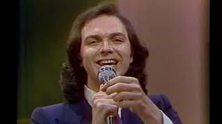 Camilo Sesto - Llueve sobre mojado (en vivo)