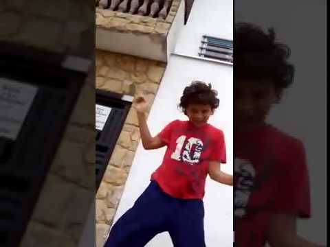 O Primeiro Water Bottle Flip