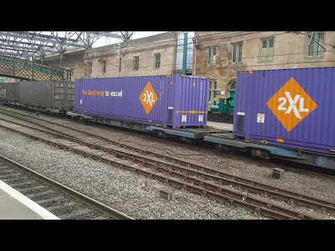 90045 and 90047 departing with 440B with Intermodal from Daventry to coatbridge