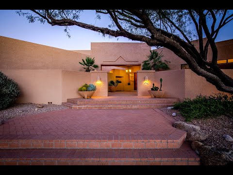 13190 E Camino La Cebadilla, Tucson, AZ 85749 - Spacious 5 Bedroom Home with Separate 12-Car Garage