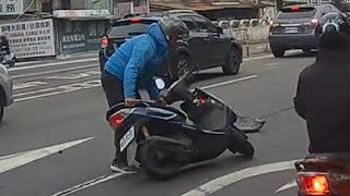 【自摔影片】騎到一半突然想跳舞？？