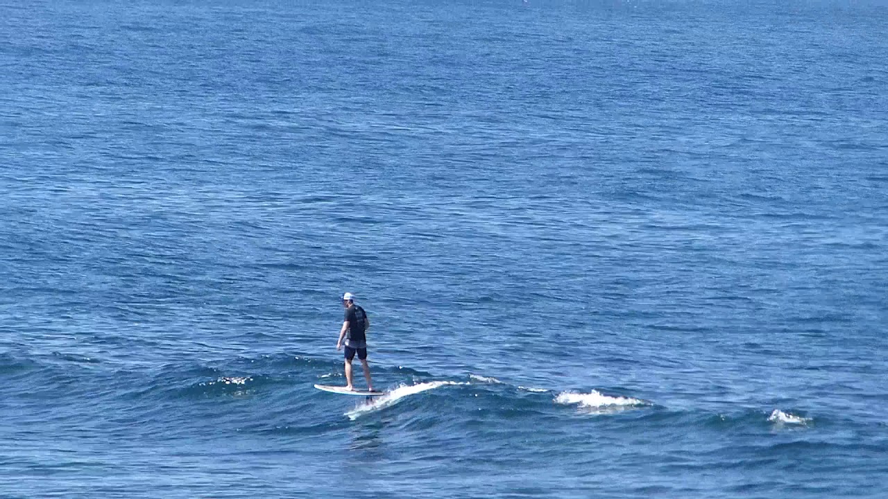 11 21 19 Kane doing foiling circles in Maui
