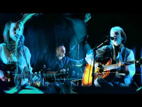 "Né quelque part"  Chic Trio