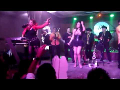 Los Horoscopos de Durango - Considera Que Te Amo (Midnight Ballroom, Marshalltown IA)