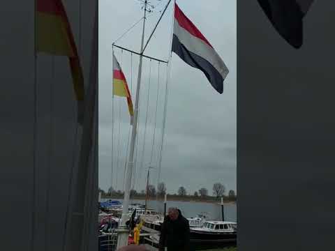 Vlag hijsen