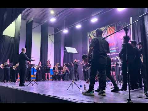 Oblivion (Astor Piazzolla) - Ensamble Isla (Isla Verde Bronces)