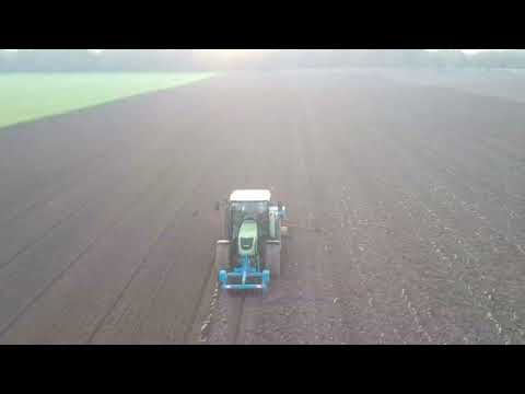 Getreide säen 2019 in Glessen