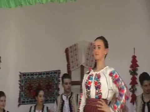 Andreea Mândrilă- Ghimpele.