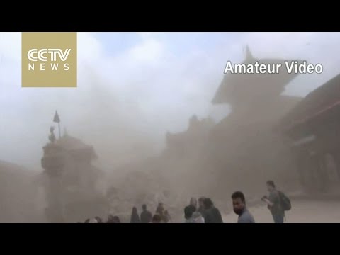 Tourist captures terrifying moment the earthquake hit Bhaktapur