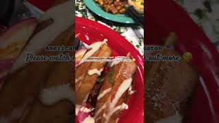 fried chicken n waffles 🧇 egg benny 🍳 📍 The Friendly Toast 🇺🇸 #boston #massachusetts