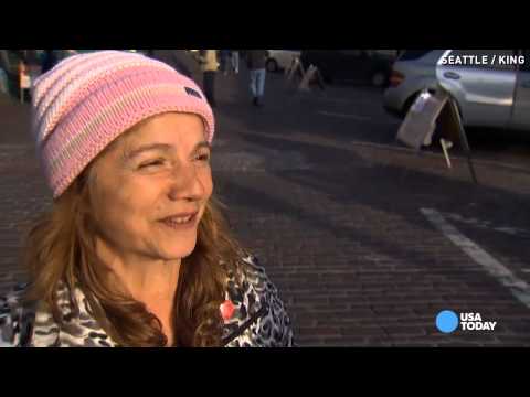 Starbucks computer glitch leads to free drinks