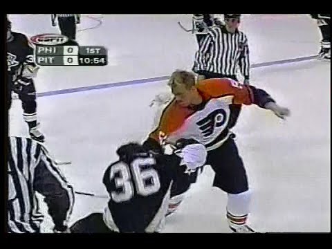Todd Fedoruk TKO's Matthew Barnaby & Fedoruk scores his first NHL goal