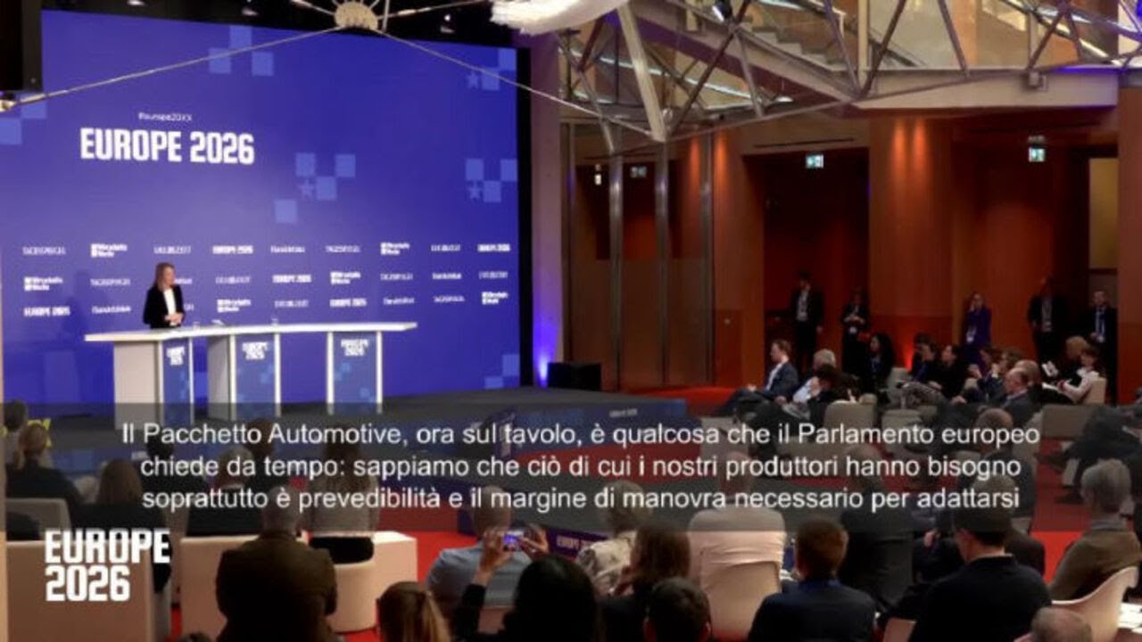 Metsola: Per troppo tempo l'Ue ha fatto sentire in colpa chi guida un'auto
