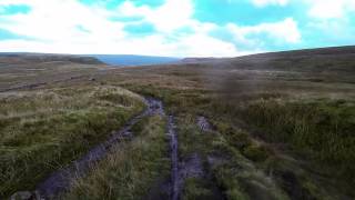 preview picture of video 'MTB - Riding in the Yorkshire Dales a short XC, Hawes/Roman Road/Burtersett.'