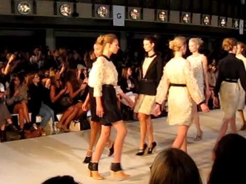 Jill Stuart Spring Summer 2011 Runway Show Finale
