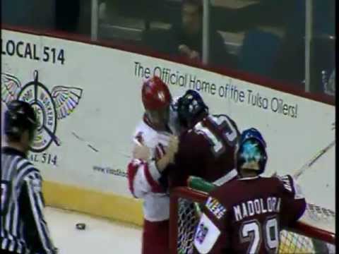 Adam Pineault vs Sean Erickson