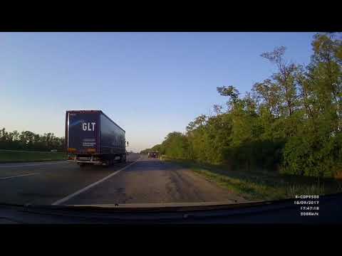 В разворот не вписался...