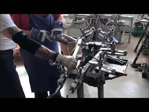 Chairgo zu Gast | Biegevorgang des THONET Bugholzstuhl live