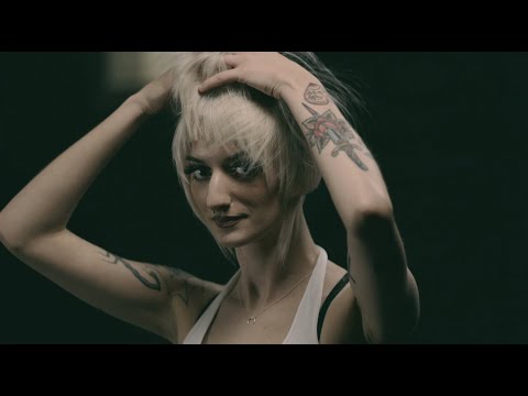 Undercut layered bob