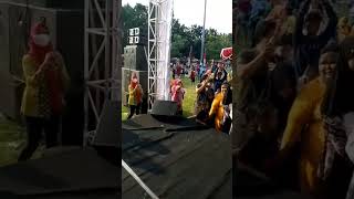 Download lagu QASIDAH MODERN NIDA RIA SEMARANG mp3