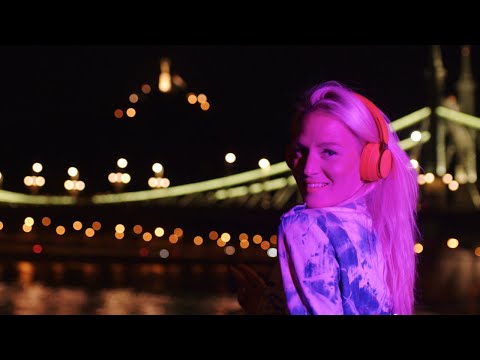 WAWAWU feat. LINA MAYER - TURN BACK TIME (OFFICIAL VIDEO)