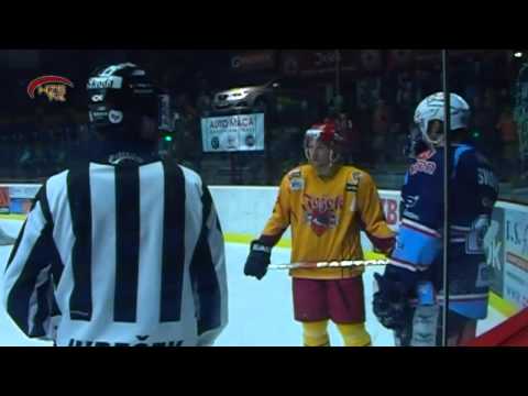 SF3 Dukla Jihlava - KLH Chomutov - záběry od ledu