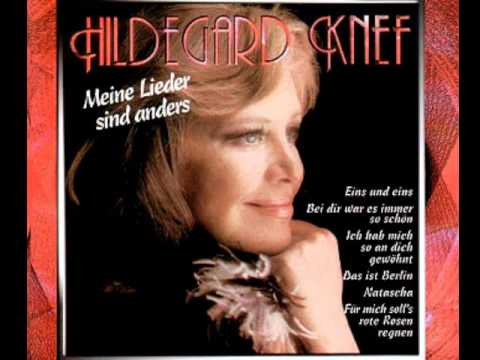 Stereo Total- Nichts haut mich um