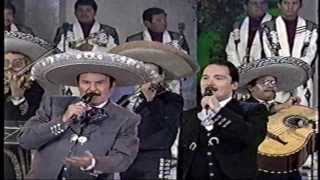ALTA Y DELGADITA  ANTONIO AGUILAR