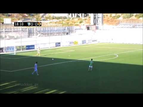 Jugada estúpida del Lucena contra el Cacereño