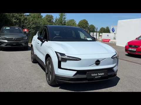Volvo EX30 69 kWh Extended Range 272hp Plus - Image 2