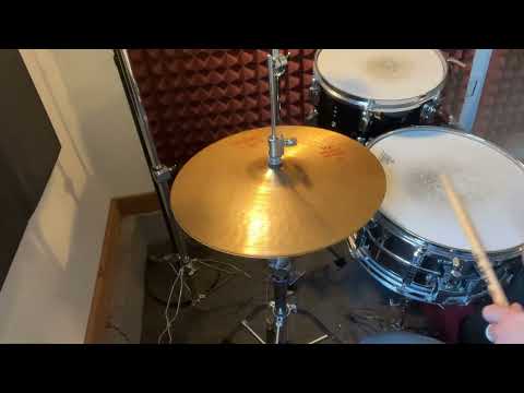 Used Paiste 2002 Heavy 14” Hi Hats T-946g B-1068g