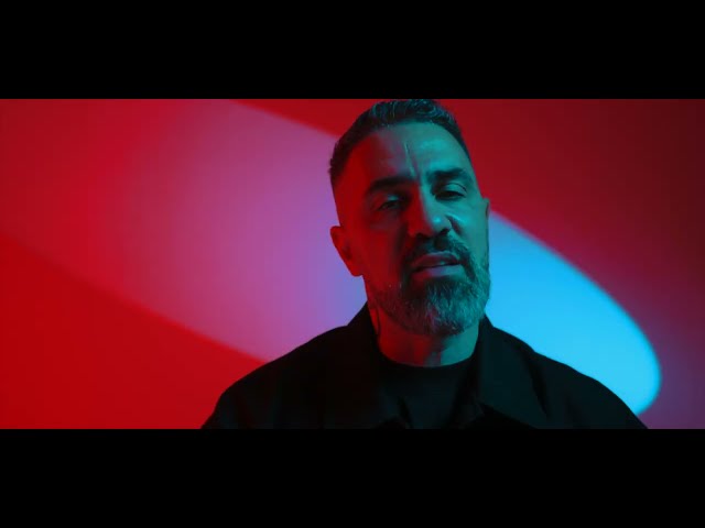 Video zu 'Dark Knight' ansehen