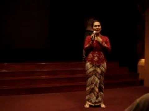 Screen Shots at ACM - Retrospective of Yasmin Ahmad's Movies