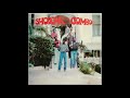 Shoogar Combo - Caresse'm Enbas (Live) 1984