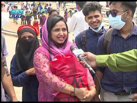ফেরি চালু করে দেওয়ায় কমেছে মানুষের চাপ, পদ্মায় ডুবে গেলো মাইক্রোবাস | ETV News