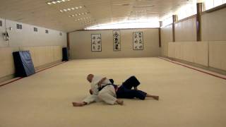 Kesa Gatame Escape to Shime-Waza (and maybe Juji Gatame)