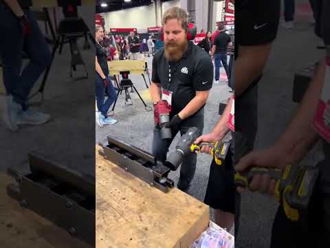 MILWAUKEE GEGEN DEWALT