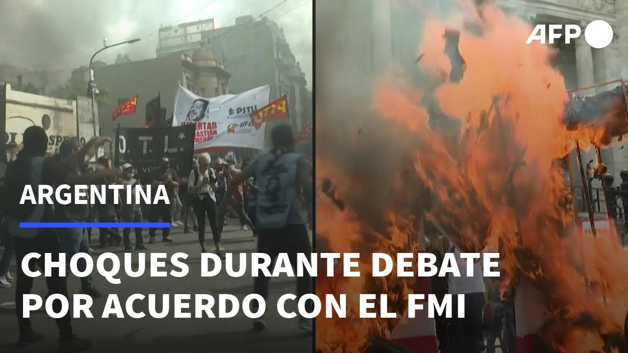 Police, protesters clash Argentina