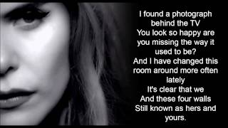 Paloma Faith - Picking Up the Pieces ACOUSTIC + LYRICS