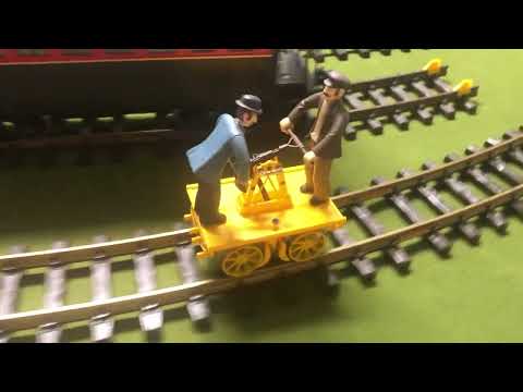 My Yellow Bachmann Hand Car (no Trailer) - used, noisy - Medium Speed Half Lap 2024-11-26