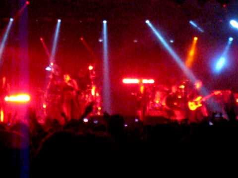 Faithless feat. Harry Collier (live!) @ Arena Moscow (11-03-2011)