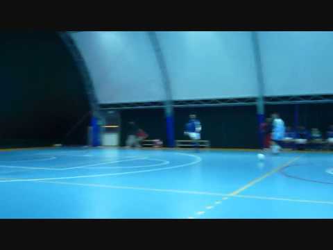 Invicta Futsal Macerata - Nucleo Storico 9 - 4   azioni salienti